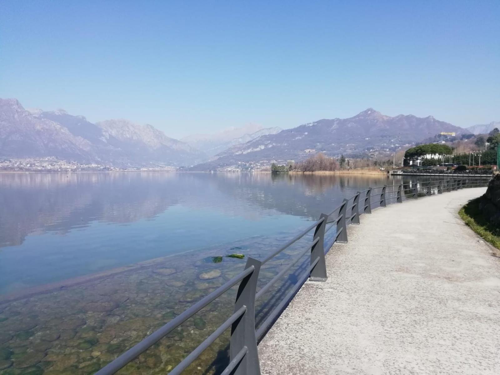 La Poesia Del Lago Oggiono Экстерьер фото